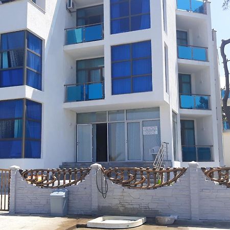 Hotel Marinus Sekvetili Kültér fotó