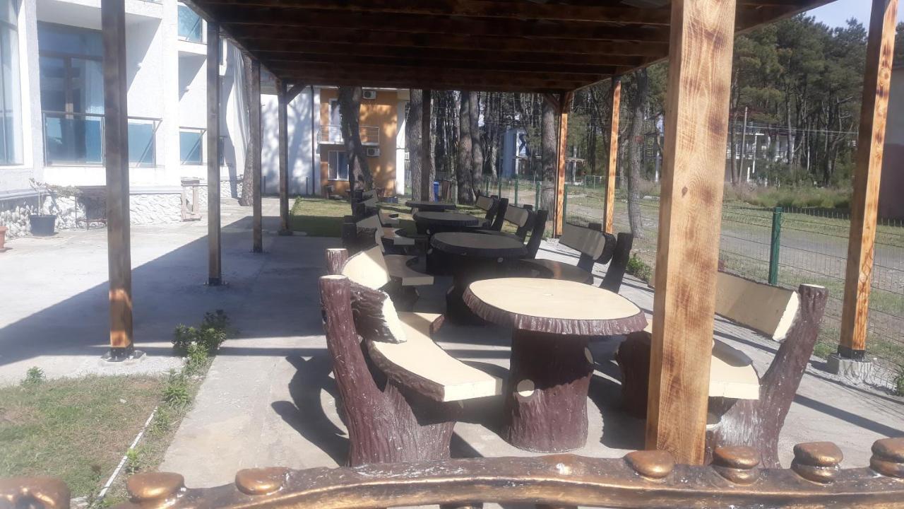 Hotel Marinus Sekvetili Kültér fotó